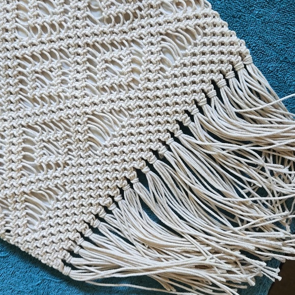 Beige Crochet Macrame Jute Shoulder Bag EUC 12" x 9-1/2" - Picture 6 of 13